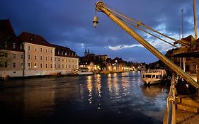 Feinzeit Lofty Luna - Maisonette, 2 Bäder, frei parken!